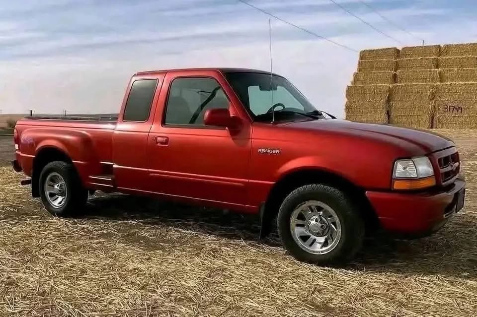 1998 Ford Ranger Splash SuperCab - Image 7